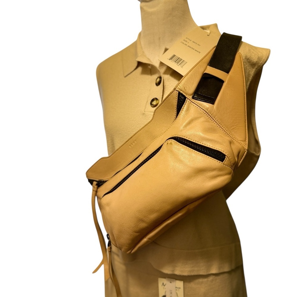 DKNY Tan Leather BELT BAG Bag - Picture 9 of 14